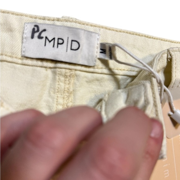 NWT MPD by Mink Pink Size Medium Good Habit‎ Women Ecru Ivory Denim Skirt - Picture 2 of 3